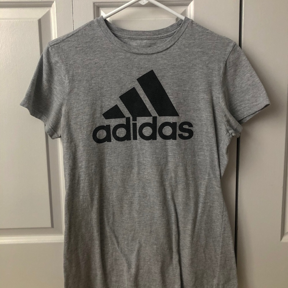 Adidas The-Go-To Tee Logo Gray